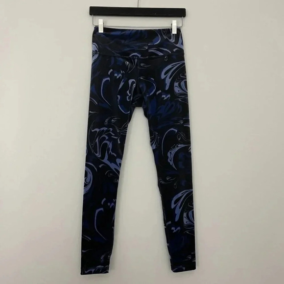 Athleta Elation Velvet Tight Agate Paisley Leggings Size Small - Picture 1 of 7